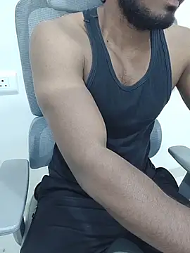 hot boy dic online show from 18, 3, 2026