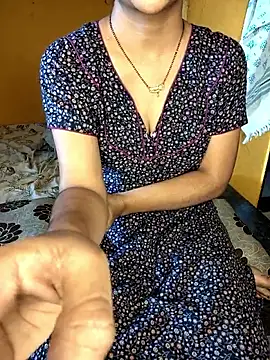 lovelygirl4567 online show from 8, 10, 2025