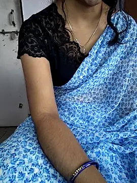 lovelygirl4567 online show from 15, 2, 2026