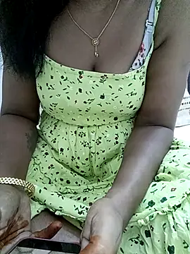 Snapshot of Tamil_Vishalini chatting on 18, 5, 2026 Tamil Vishalini online show from 18, 5, 2026