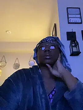 Snapshot of DamnBubbles chatting on 17, 3, 2025 DamnBubbles online show from 17, 3, 2025