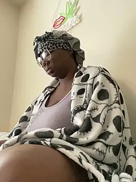 Snapshot of DamnBubbles chatting on 9, 2, 2026 DamnBubbles online show from 9, 2, 2026