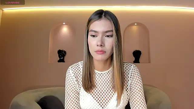 Snapshot of NiaSalvatore chatting on 9, 7, 2026 NiaSalvatore online show from 9, 7, 2026