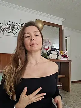 karina warthon online show from 6, 7, 2026
