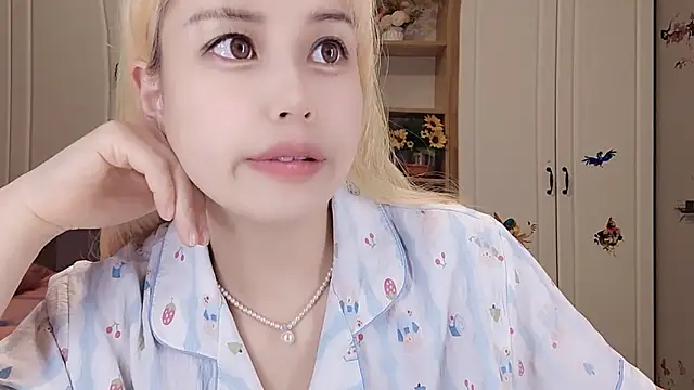 Lucky-xiuxiu online show from 14, 3, 2025