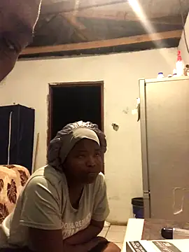 KMbesxxx online show from 22, 10, 2025