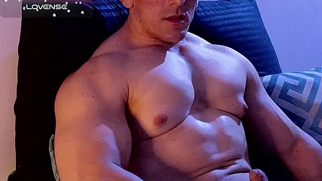 Snapshot of life_warrior chatting on 20, 12, 2024 life warrior online show from 20, 12, 2024