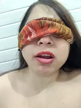 shreya1765 online show from 20, 1, 2025