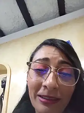 BELLA--26 online show from 14, 2, 2025