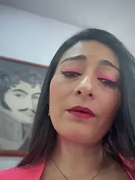 BELLA--26 online show from 18, 12, 2025