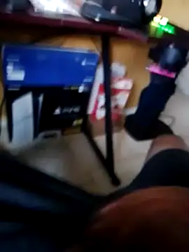 Snapshot of HueingChamber4352 chatting on 6, 10, 2025 HueingChamber4352 online show from 6, 10, 2025