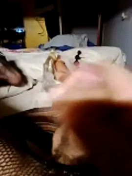 Snapshot of HueingChamber4352 chatting on 18, 10, 2025 HueingChamber4352 online show from 18, 10, 2025