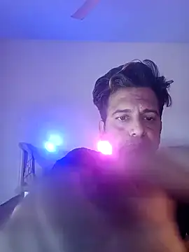 MAGNETICDADDY8 online show from 14, 3, 2025