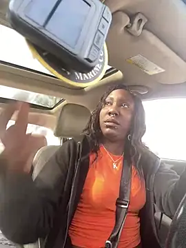 Snapshot of Yoshibaby2670 chatting on 22, 3, 2025 Yoshibaby2670 online show from 22, 3, 2025