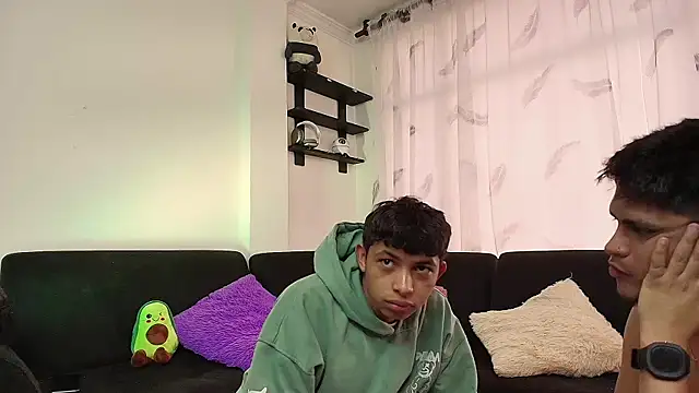 twinkmilk  online show from 14, 2, 2025