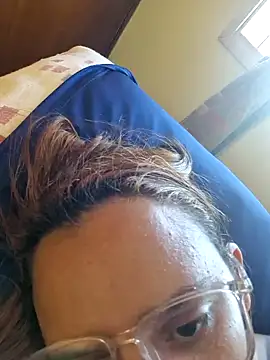 AliceRuivinha2 online show from 17, 2, 2025