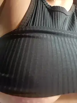 AliceRuivinha2 online show from 7, 3, 2025