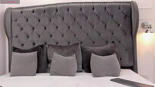 Snapshot of victoria_camm chatting on 18, 2, 2026 victoria camm online show from 18, 2, 2026