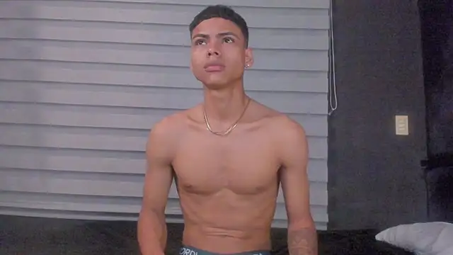 Snapshot of adam_piarse01 chatting on 11, 3, 2025 adam piarse01 online show from 11, 3, 2025