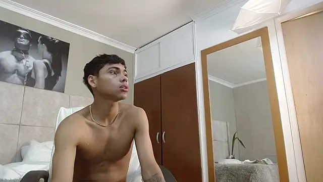 Snapshot of adam_piarse01 chatting on 29, 9, 2025 adam piarse01 online show from 29, 9, 2025