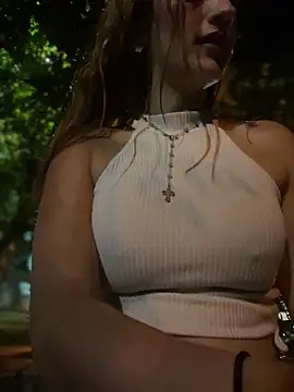 Samantha bigboobs online show from 22, 3, 2025