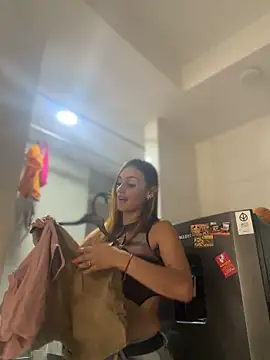 Samantha bigboobs online show from 12, 2, 2026