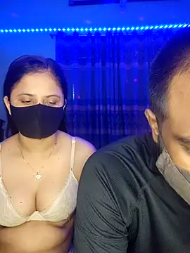 Hot Nila online show from 9, 9, 2025