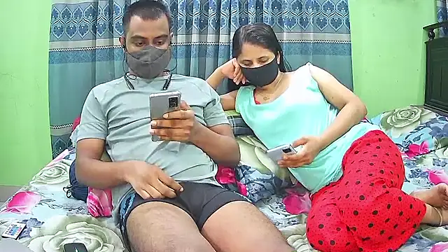 Hot Nila online show from 22, 9, 2025