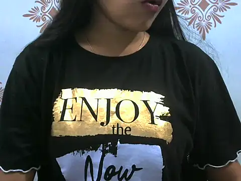 Misha Sweett online show from 6, 10, 2025