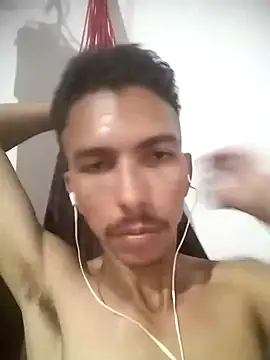 MagrinhoSaradoo online show from 12, 2, 2025