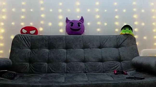 Snapshot of ErickBrant chatting on 12, 2, 2025 ErickBrant online show from 12, 2, 2025