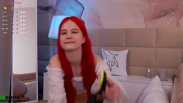 Rina Red online show from 8, 1, 2025