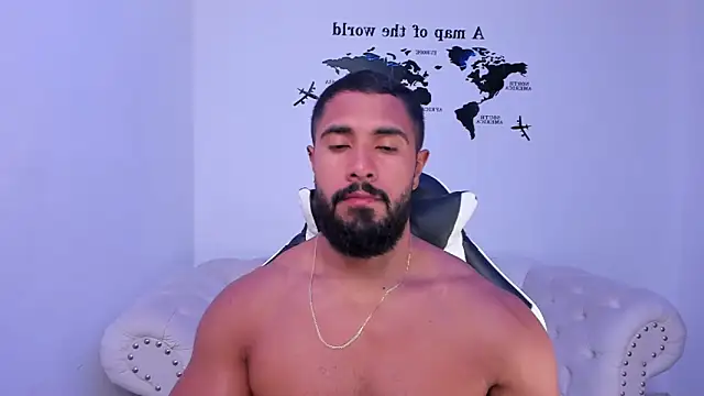 Snapshot of Santiago_huntt chatting on 19, 9, 2025 Santiago huntt online show from 19, 9, 2025