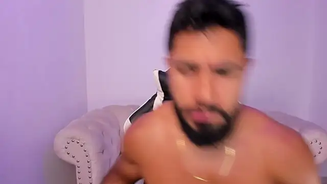 Snapshot of Santiago_huntt chatting on 10, 2, 2026 Santiago huntt online show from 10, 2, 2026