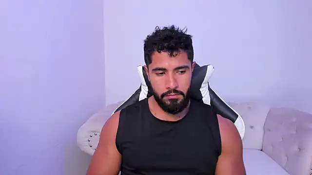 Snapshot of Santiago_huntt chatting on 13, 2, 2026 Santiago huntt online show from 13, 2, 2026