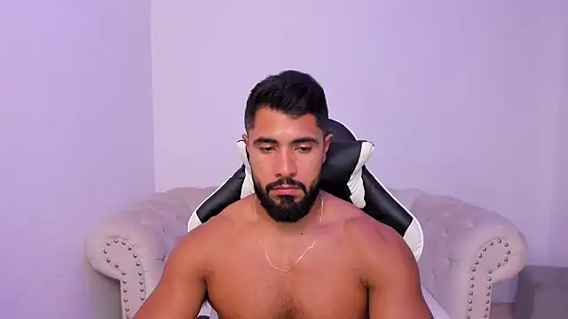 Snapshot of Santiago_huntt chatting on 23, 2, 2026 Santiago huntt online show from 23, 2, 2026