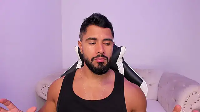 Snapshot of Santiago_huntt chatting on 25, 2, 2026 Santiago huntt online show from 25, 2, 2026