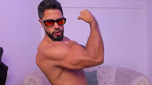 Santiago huntt online show from 11, 3, 2026