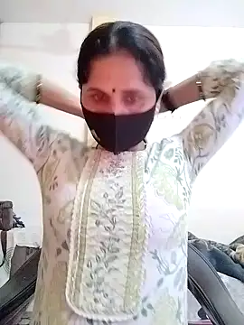 Snapshot of priyancyfun chatting on 31, 1, 2025 priyancyfun online show from 31, 1, 2025