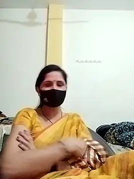 Snapshot of priyancyfun chatting on 5, 2, 2025 priyancyfun online show from 5, 2, 2025