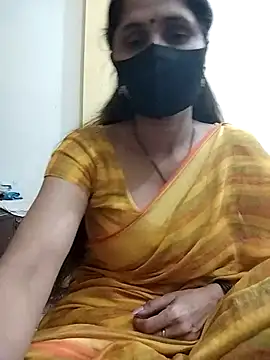 Snapshot of priyancyfun chatting on 4, 3, 2025 priyancyfun online show from 4, 3, 2025