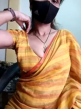 Snapshot of priyancyfun chatting on 8, 3, 2025 priyancyfun online show from 8, 3, 2025