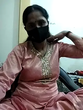 Snapshot of priyancyfun chatting on 8, 3, 2025 priyancyfun online show from 8, 3, 2025