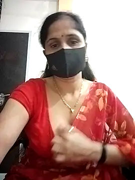 Snapshot of priyancyfun chatting on 19, 10, 2025 priyancyfun online show from 19, 10, 2025