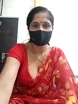 Snapshot of priyancyfun chatting on 27, 10, 2025 priyancyfun online show from 27, 10, 2025