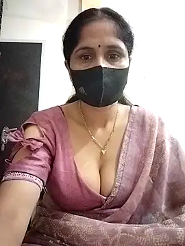 Snapshot of priyancyfun chatting on 31, 10, 2025 priyancyfun online show from 31, 10, 2025