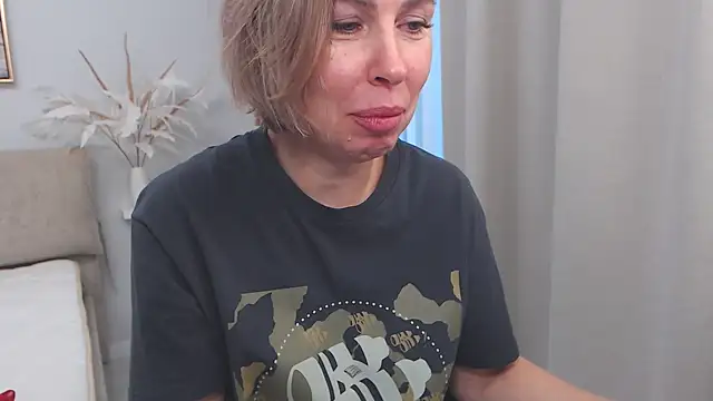 AnnyUBright online show from 16, 1, 2025