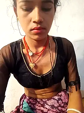 Amaya Bajwa online show from 2, 2, 2025