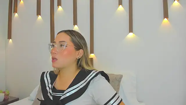 antonella cutie  online show from 8, 3, 2025