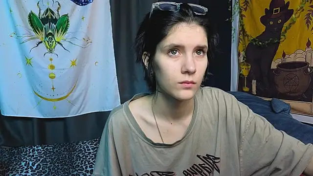 Snapshot of Hyeon_Jin chatting on 18, 1, 2025 Hyeon Jin online show from 18, 1, 2025